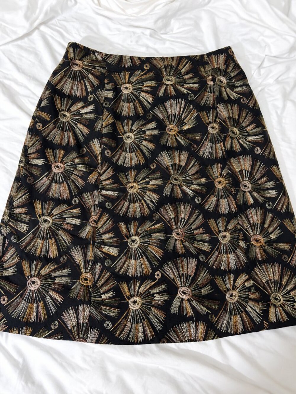 Talbots Petites 10P Black Gold Embroidered Floral A-Line Skirt Boho Retro